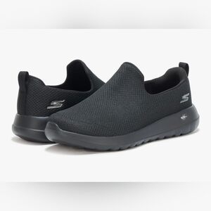 NEW - Skechers Men's Go Walk Max Air Mesh Slip-on Walking Shoes (Size 12)
